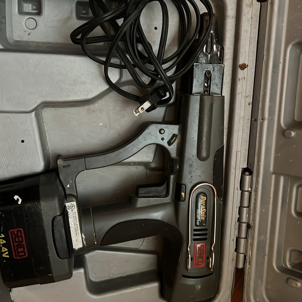 Used senco nail gun with charger & battery